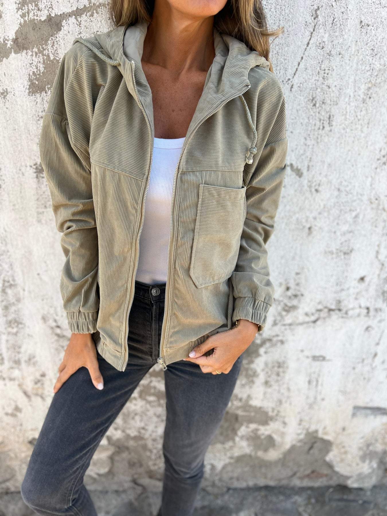 Audrey  - Lässige Jacke mit Kapuze