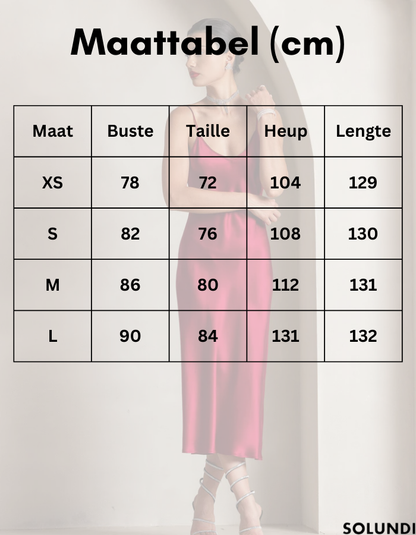 Elvaria – Das Seidenkleid für kühle Nächte & mühelose Eleganz