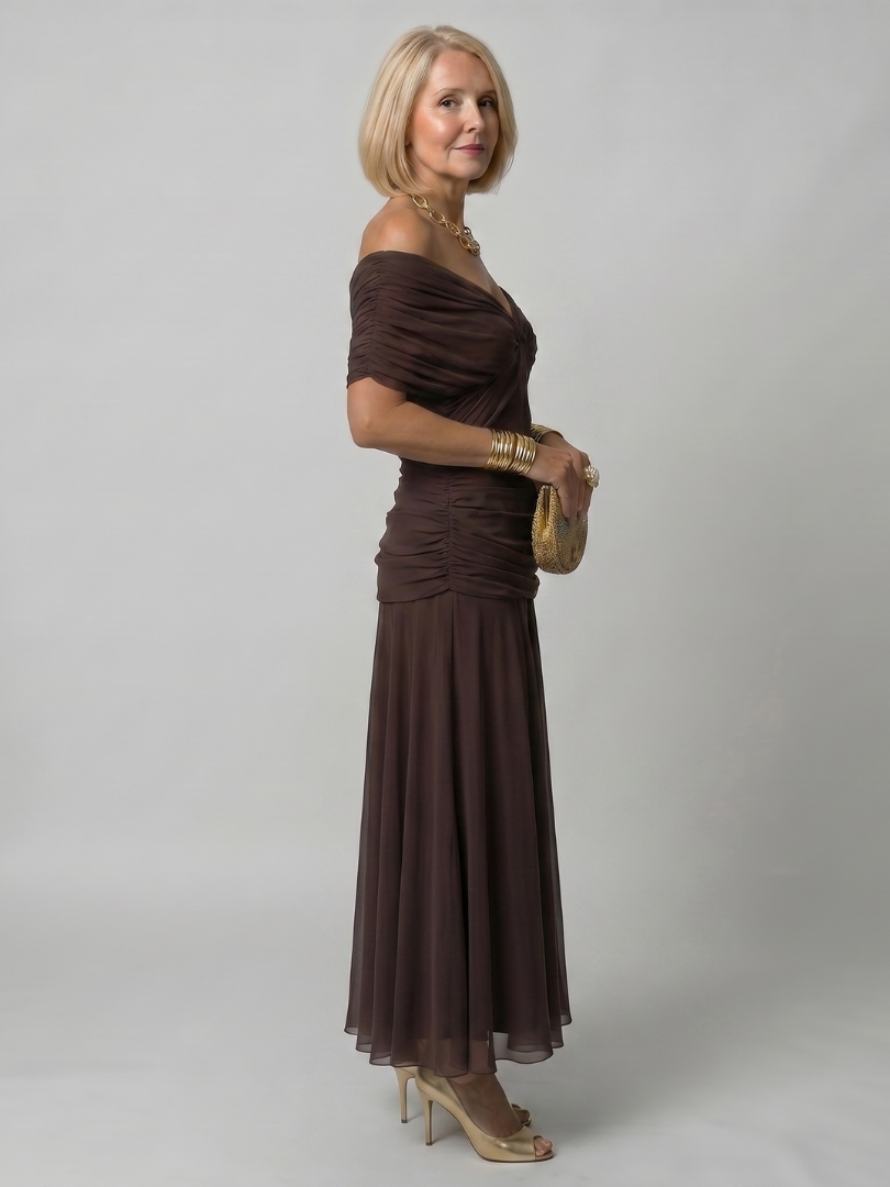Calen | Off-Shoulder Midi-Kleid mit Drapierung & fließendem Rock