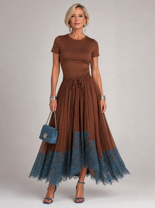 Astryne | Midi-Kleid mit Kurzarm, Spitzensaum & verstellbarem Tunnelzug