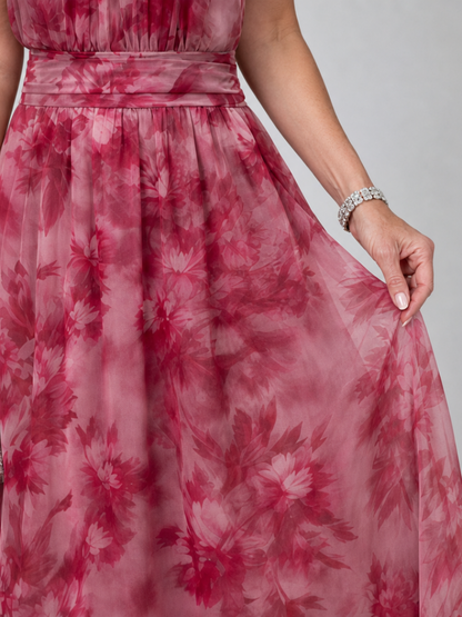 Avien | Midi-Kleid mit Neckholder-Ausschnitt, gerafftem Oberteil & fließendem Rock