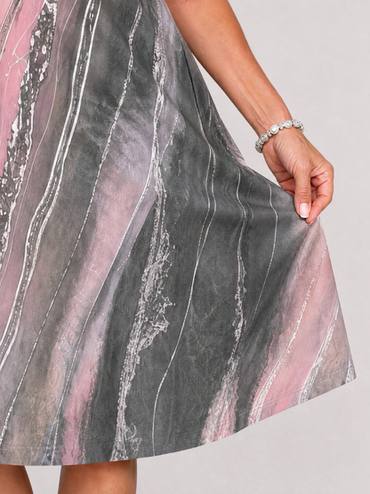 Virexia | Midi-Kleid mit abstraktem Druck, rundem Ausschnitt & Kurzarm