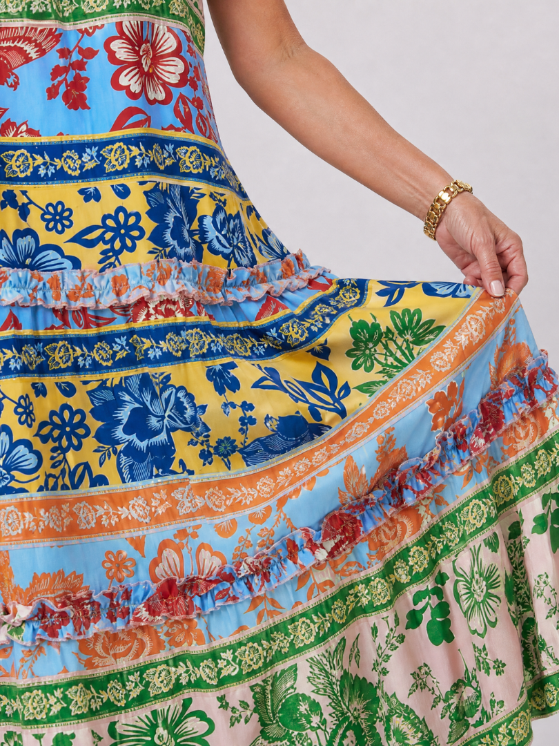 Imene | Ärmelloses Midi-Kleid mit Neckholder & gestuften Paneelen | Leichter Sommerkleid-Look