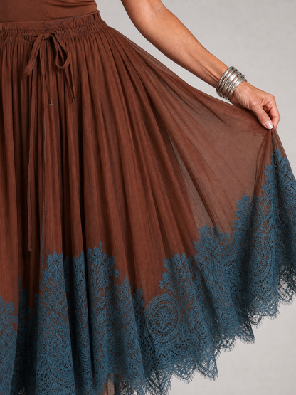Astryne | Midi-Kleid mit Kurzarm, Spitzensaum & verstellbarem Tunnelzug
