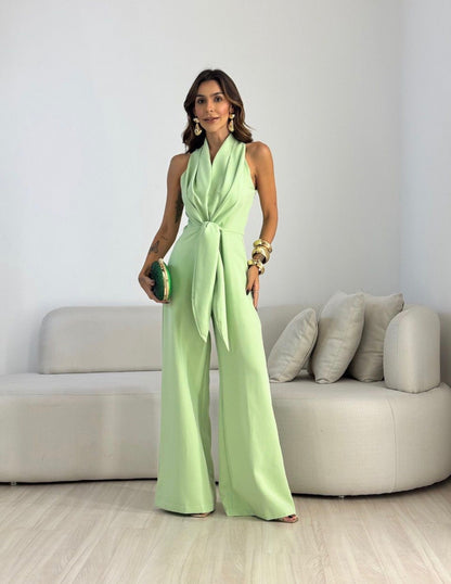 Aevoriska | Eleganter Jumpsuit mit V-Ausschnitt, Knotendetail & Weithose