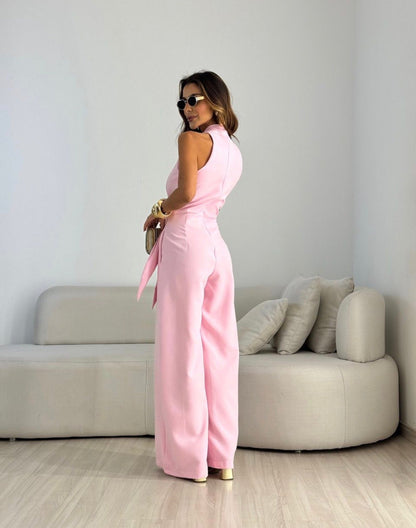Aevoriska | Eleganter Jumpsuit mit V-Ausschnitt, Knotendetail & Weithose