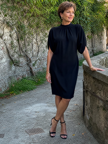 Ysoriah | Mini-Kleid mit Blumen-Bordürendruck, rundem Ausschnitt & Flatterärmeln