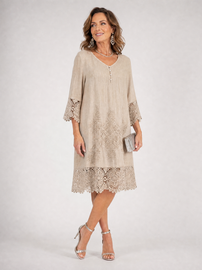 Tina | Midi-Kleid mit Spitzenbesatz, 3/4-Arm & Knopfausschnitt | Romantischer Shift-Look