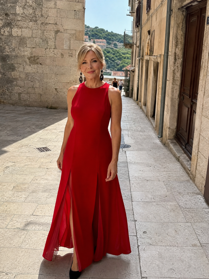 Vion | Ärmelloses Maxi-Kleid mit Stehkragen & fließendem Paneelrock