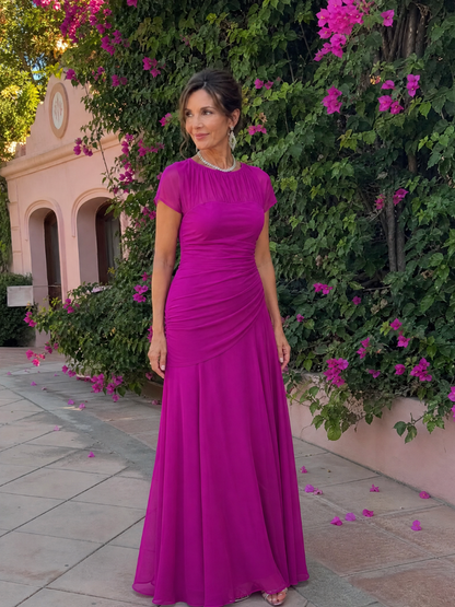 Aurethia | Maxi-Kleid mit transparentem Mesh-Joch, Raffung & Cap-Ärmeln