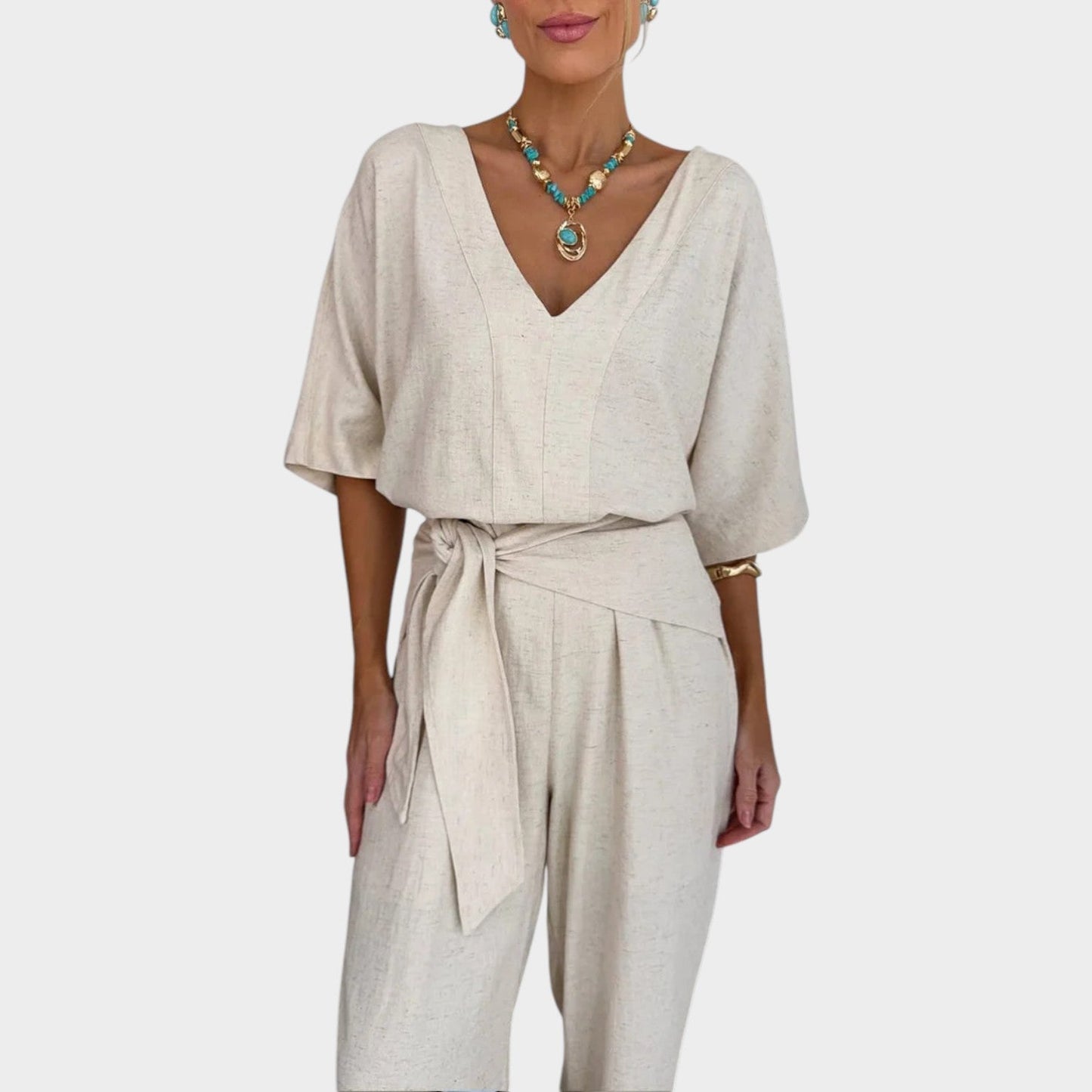 Vera | Eleganter Jumpsuit mit V-Ausschnitt & Bindegürtel | Weithose
