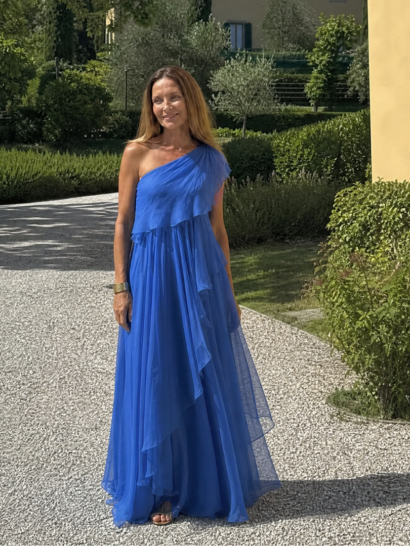 Evadora | One-Shoulder Maxi-Kleid mit Rüschen & fließendem Rock