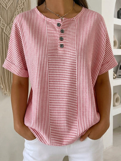 Selvara – Gestreifte Bluse mit Knopfleiste