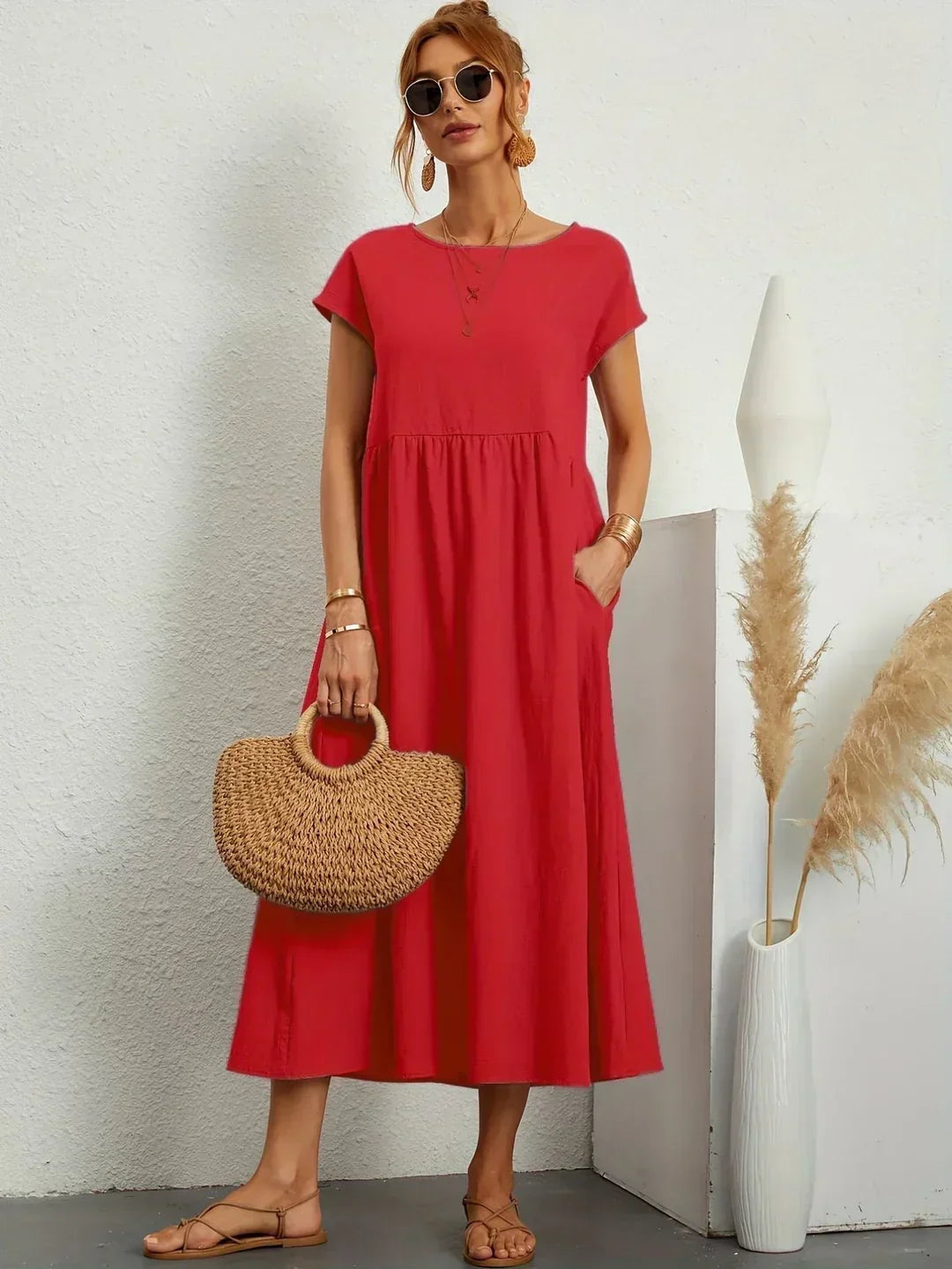Evi | Fließendes Midikleid zeitlose Eleganz