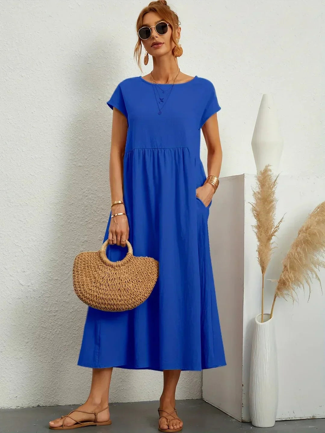 Evi | Fließendes Midikleid zeitlose Eleganz