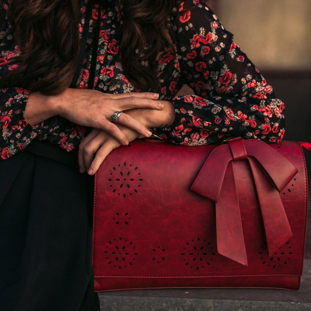 Bernadette – Schleifen-Satchel Handtasche