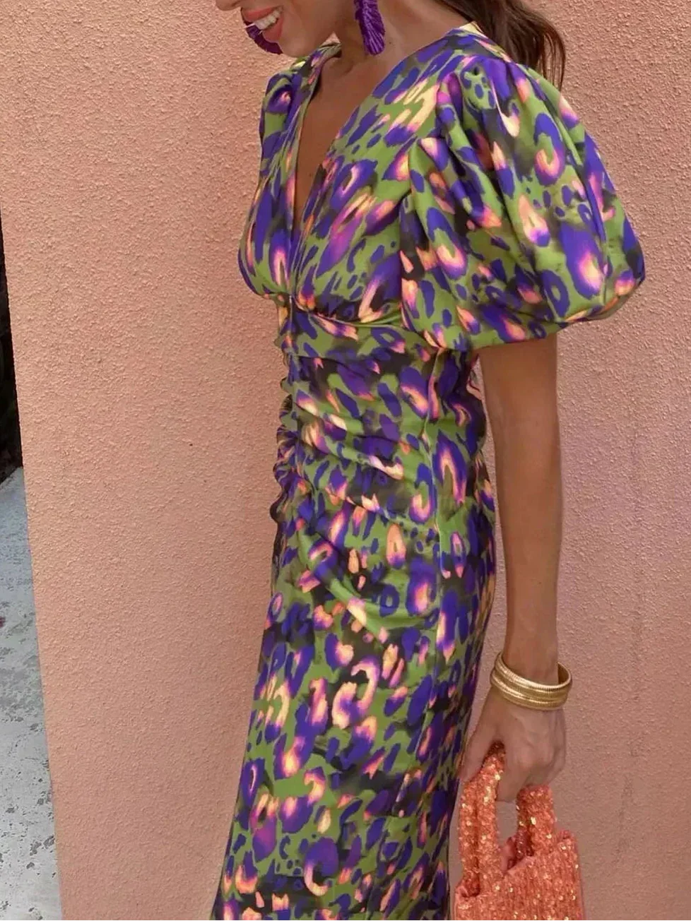 Noor™ - Halblange Kleid mit Puffärmeln