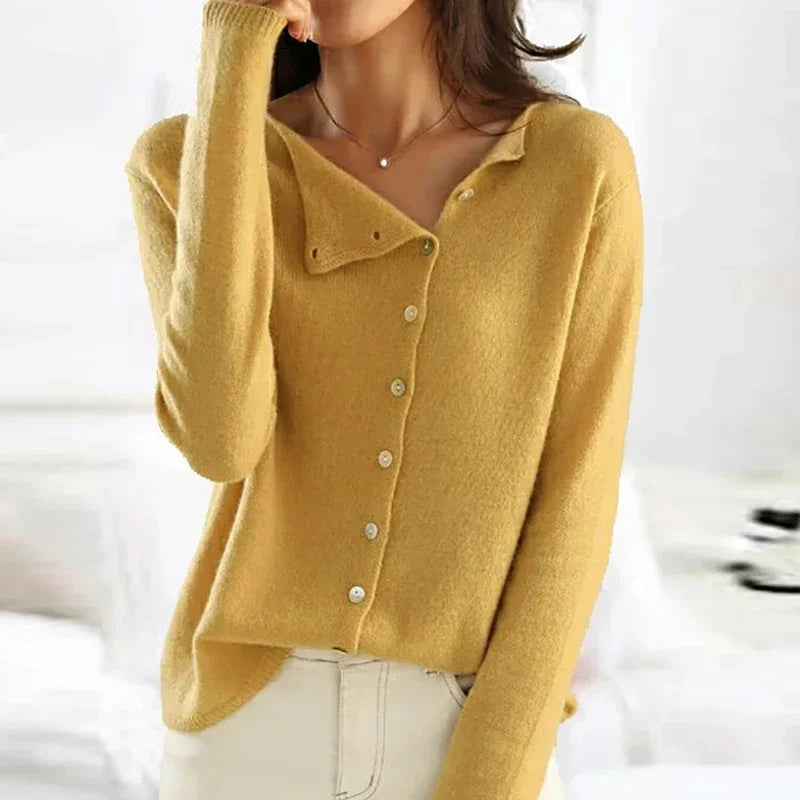 Kyra - Elegante Knopf-Strickjacke