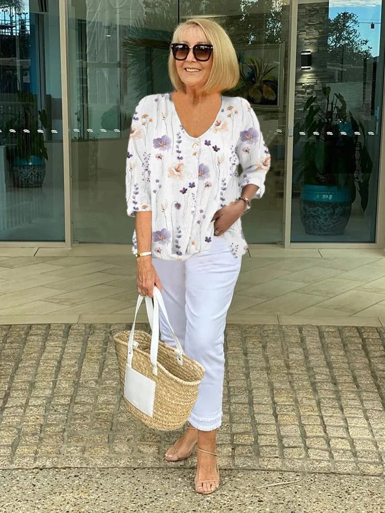 Joanne | Bedruckte Tunika mit V-Ausschnitt & Knopfdetails