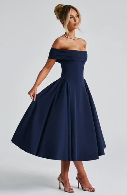 Nyx - Mühelos elegantes Midikleid