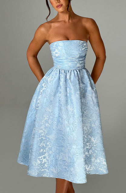Tyche - Schulterfreies Jacquard-Midikleid