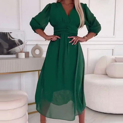 Svana - Leichtes V-Ausschnitt Chiffon-Kleid