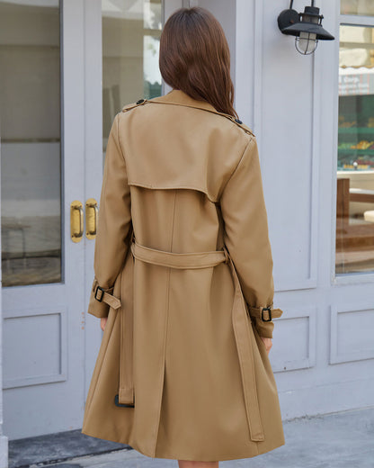 Khakifarbener Trenchcoat mit Gürtel